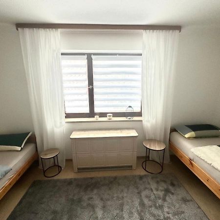 Apartamento Schoenes, Friedliches Zimmer Augsburgo Exterior foto